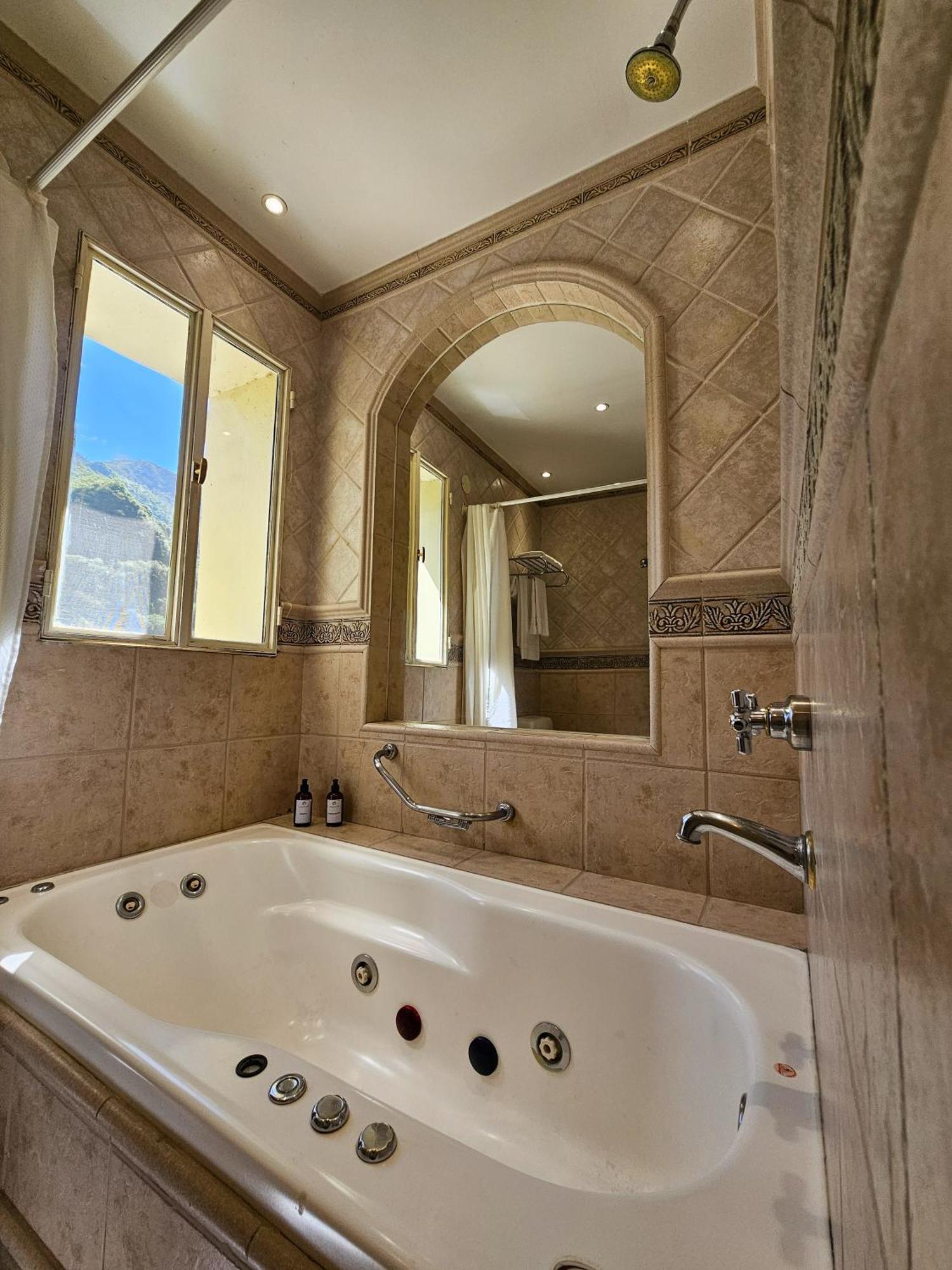Hotel Spa Termas De Reyes ซานซัลวาดอร์ เด โฆคุย ภายนอก รูปภาพ